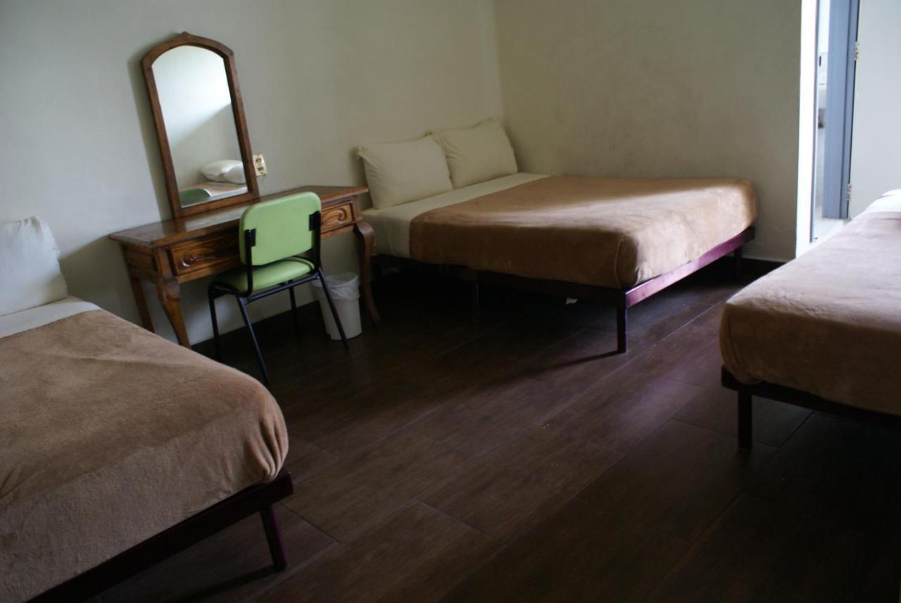 Hôtel Nueva York à Guadalajara Extérieur photo